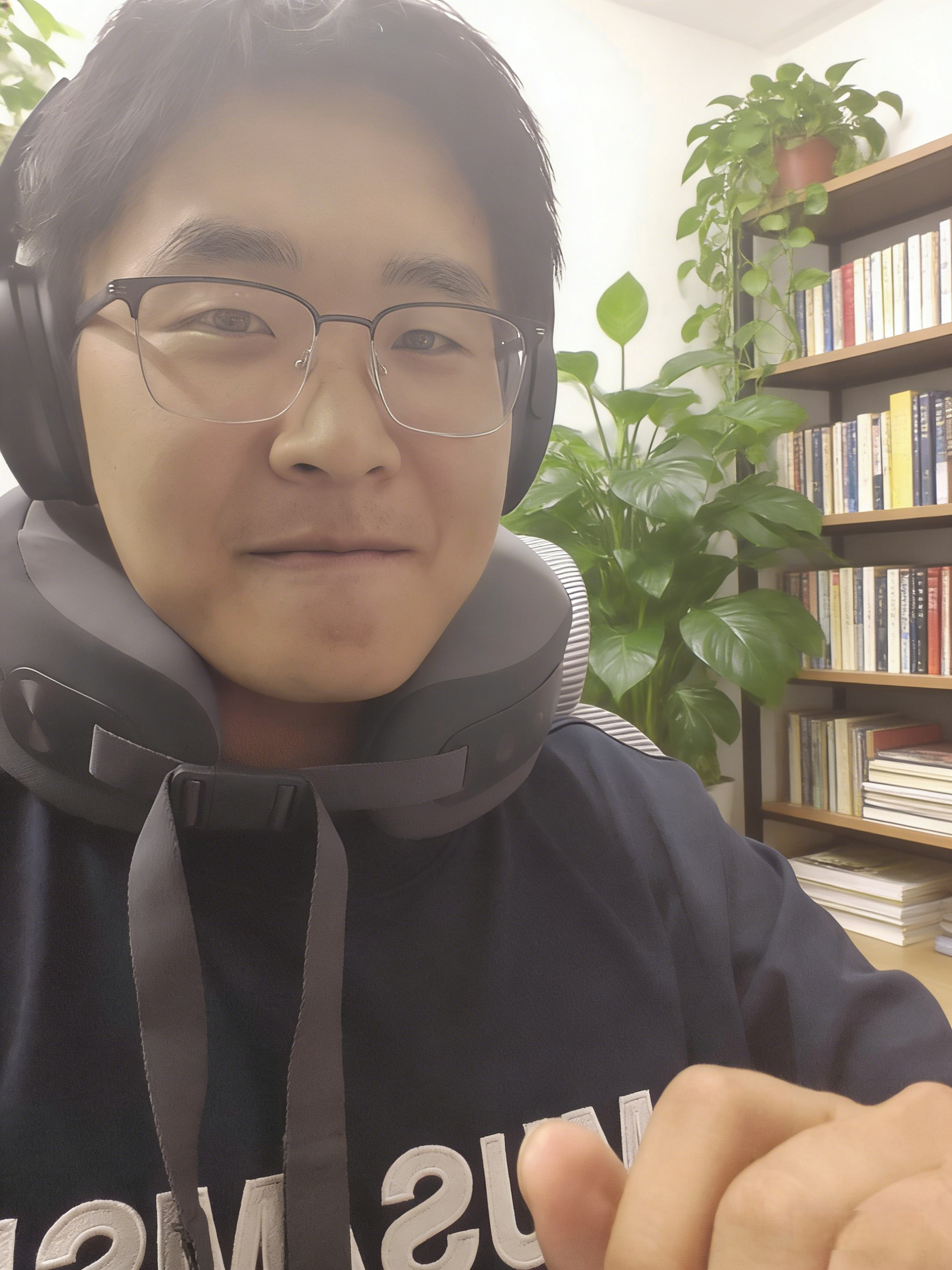 Mingtao Wang in his study